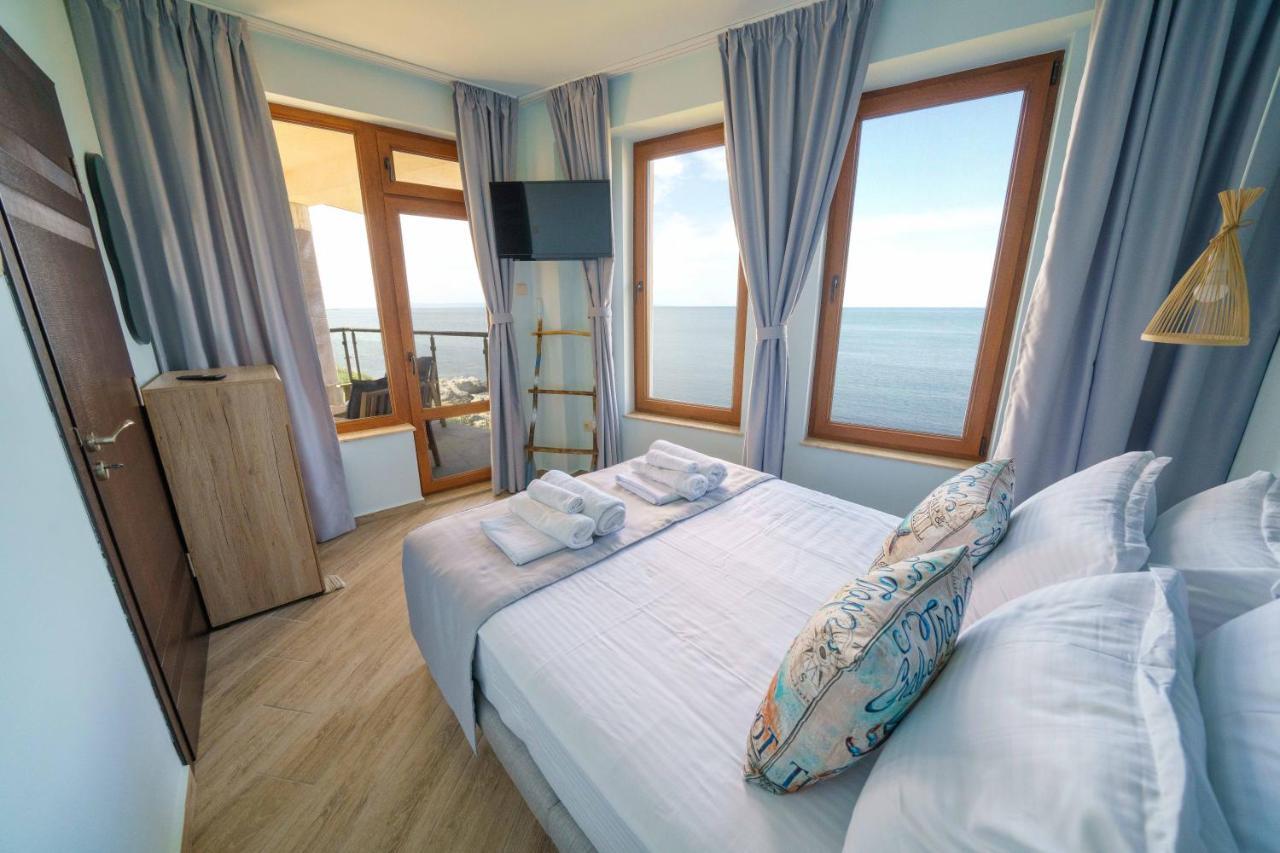Hotel Dolphin Bay Boutique Complex Sosopol Exterior foto